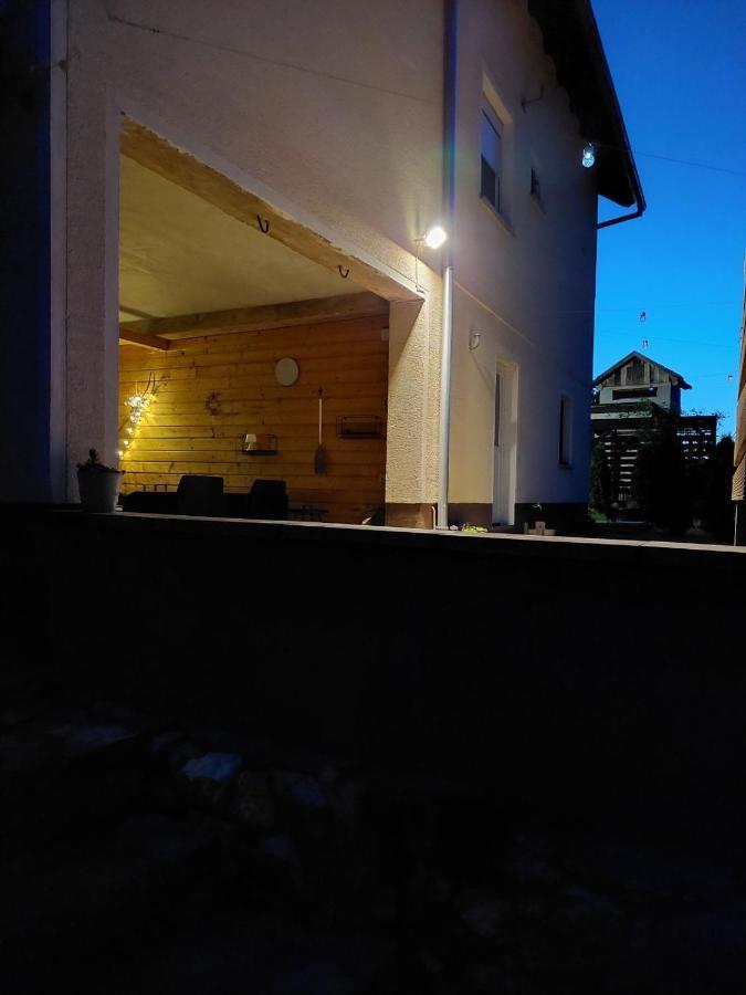 Studio Apartman Hana Daire Drežnik Grad Dış mekan fotoğraf